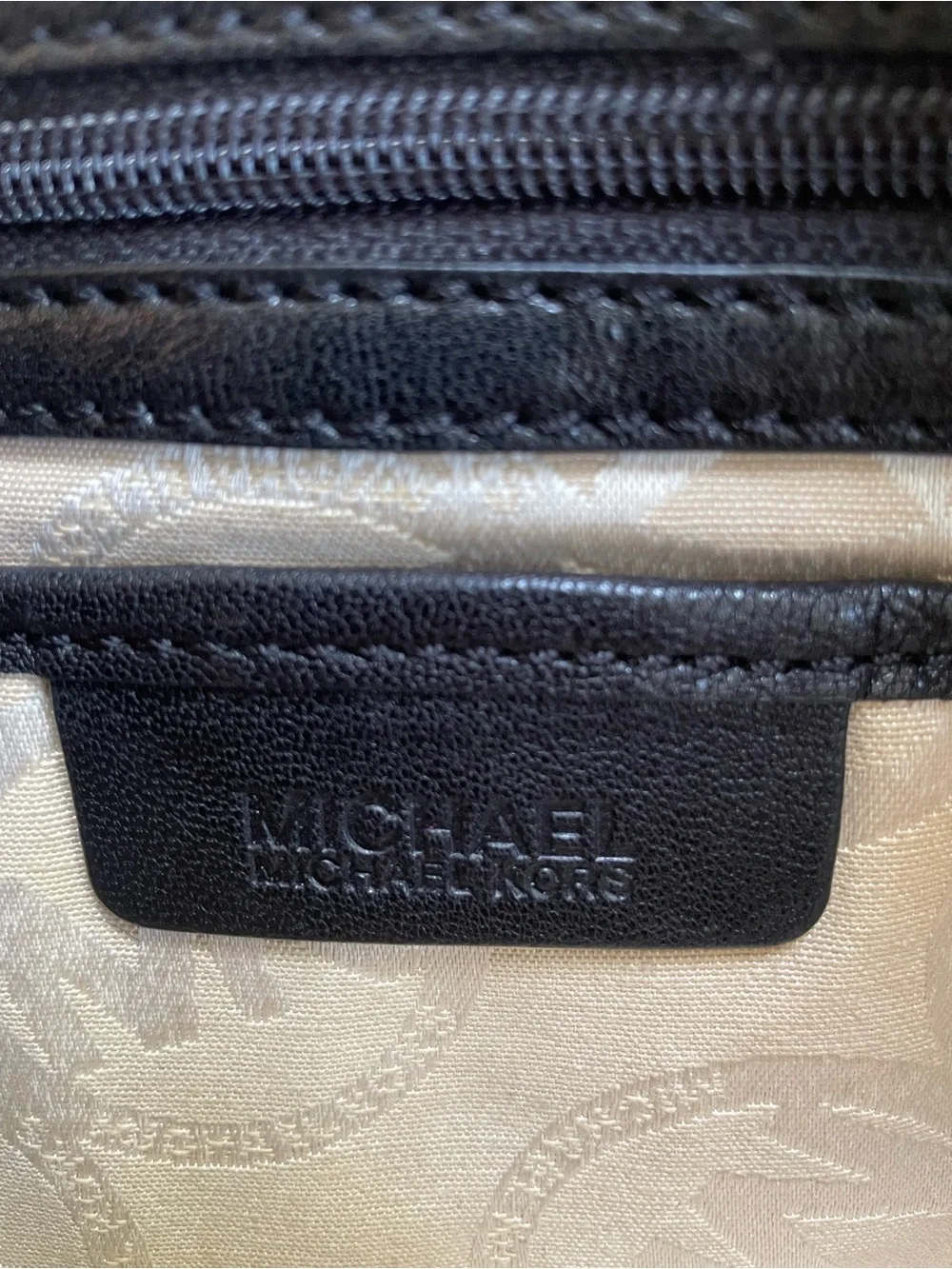Michael Kors excellent pre